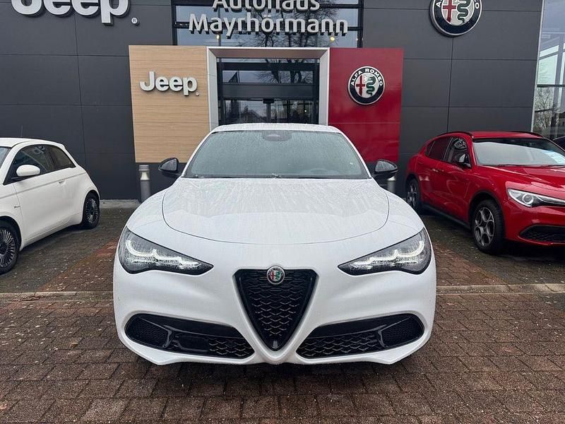 Neu Alfa Romeo Stelvio Veloce 280 PS (205 kW) 2025 Weiß SUV