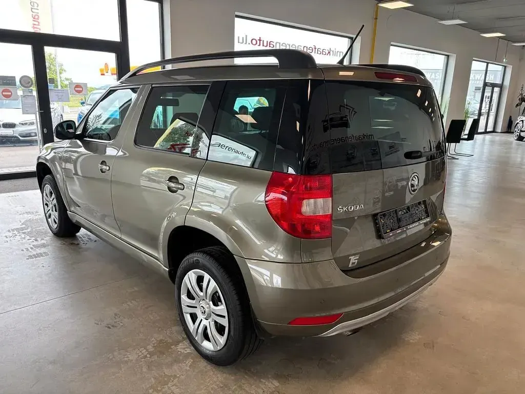 Gebraucht Skoda Yeti Active 110 PS (80 kW) 2017 Grün SUV