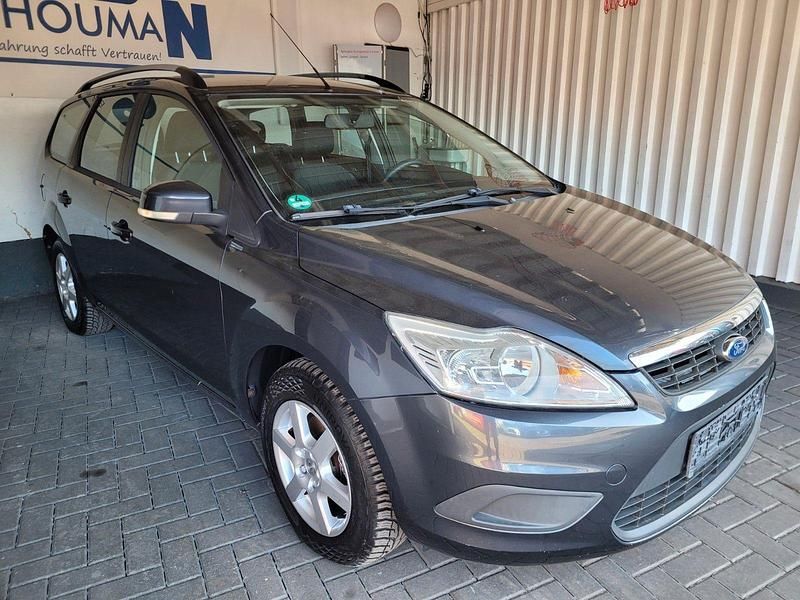 Gebraucht Ford Focus 109 PS (80 kW) 2011 Grau Kombi