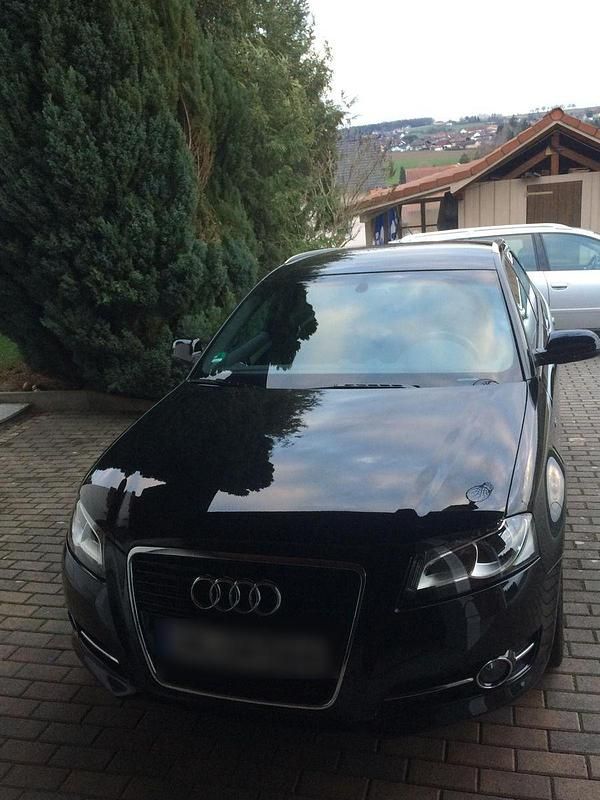 Schwarz Gebraucht 2012 Audi A3 Sportback S-Line Kombi | 10.500 € (Fairer Preis) - Bild 1/4