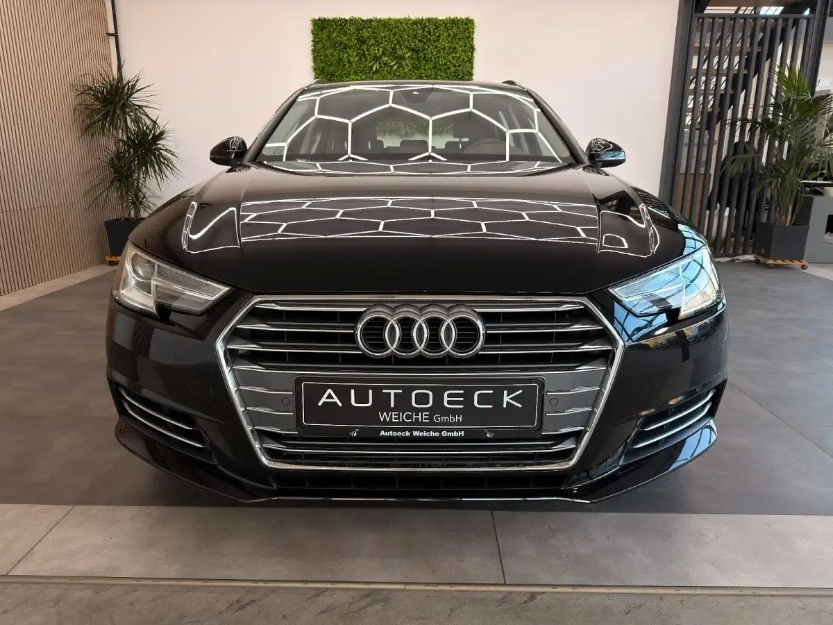 Gebraucht Audi A4 Sport 190 PS (139 kW) 2017 Schwarz Kombi