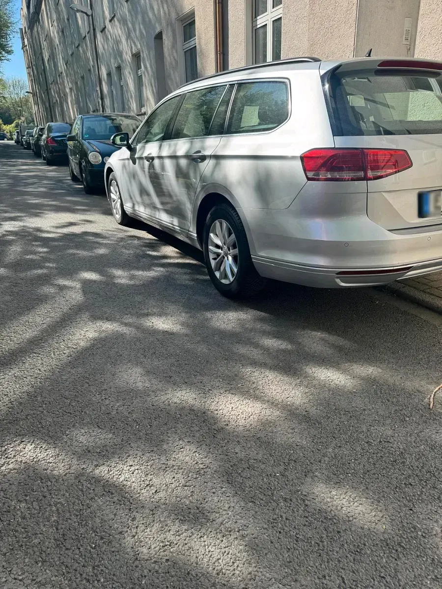 Second-hand VW Passat 150 CP (110 kW) 2018 Argintiu Break