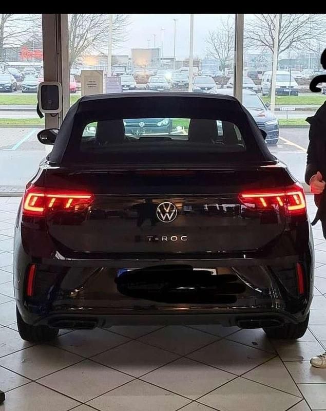 Gebraucht VW T-Roc Cabriolet R-line 150 PS (110 kW) 2024 Cabrio