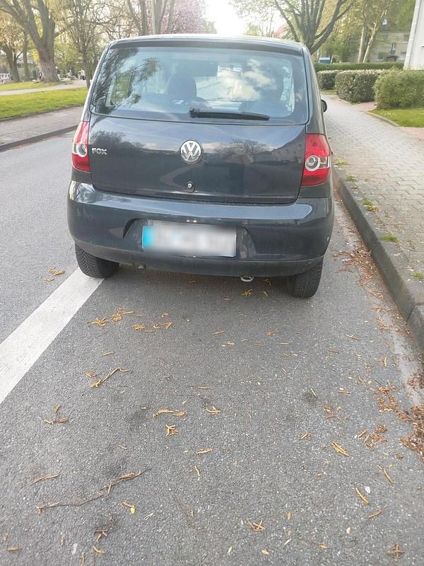 Second-hand VW Fox 55 CP (40 kW) 2006 Gri Hatchback