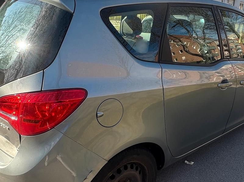 Gebraucht Opel Meriva 90 PS (66 kW) 2010 Grau Van / Kleinbus