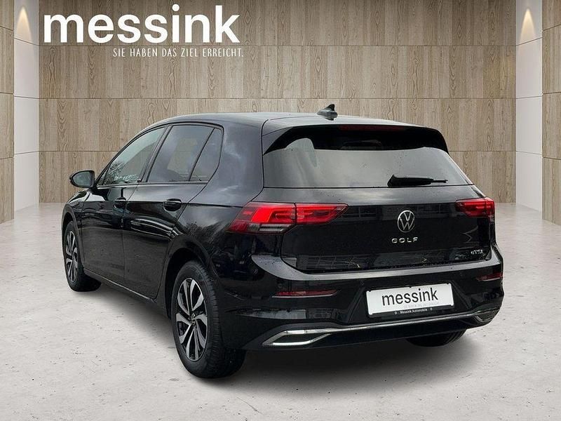 Gebraucht VW Golf VIII Active 131 PS (96 kW) 2021 Schwarz Limousine