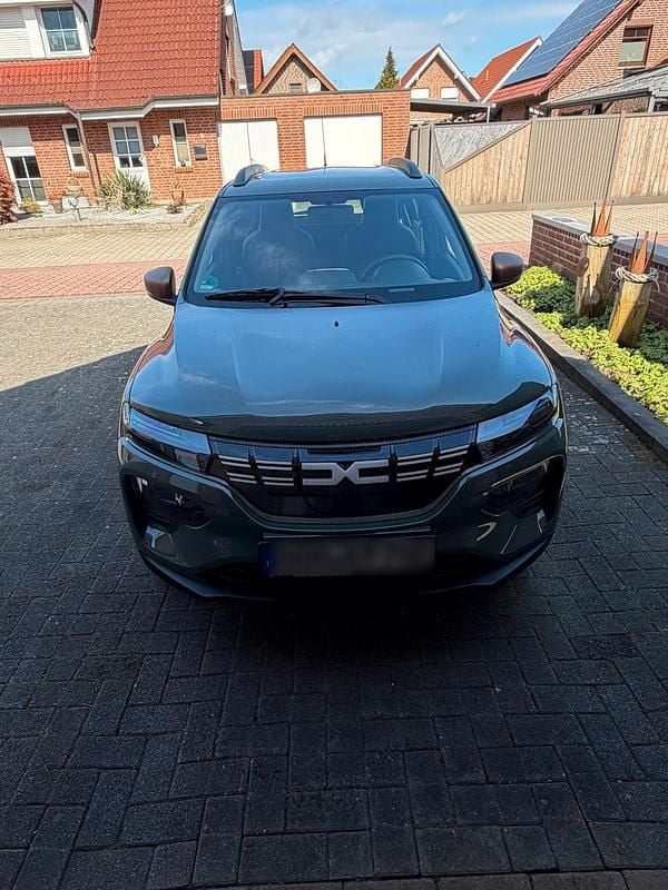 Second-hand Dacia Spring Extreme 47 kW (65 CP) 2023 Verde Hatchback