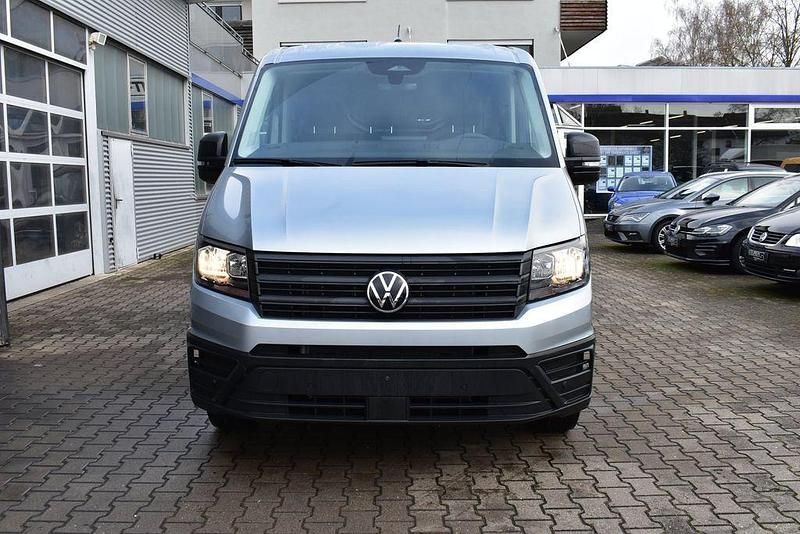 Neu VW Crafter 140 PS (102 kW) 2025 Oystersilber metallic Van