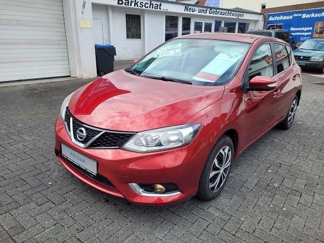 Gebraucht Nissan Pulsar Acenta 116 PS (85 kW) 2016 Rot Kleinwagen