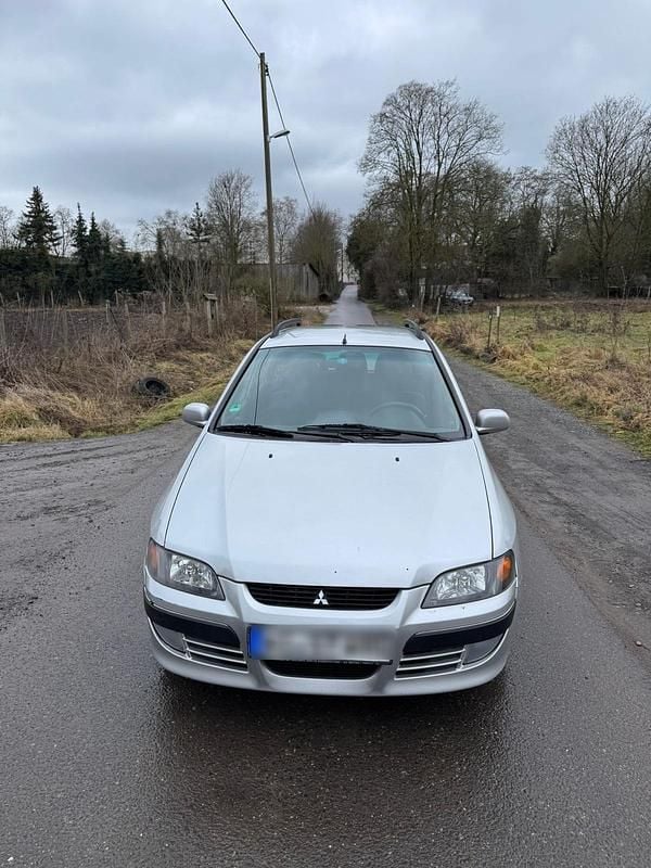 Gebraucht Mitsubishi Space Star 98 PS (72 kW) 2005 Silber Limousine