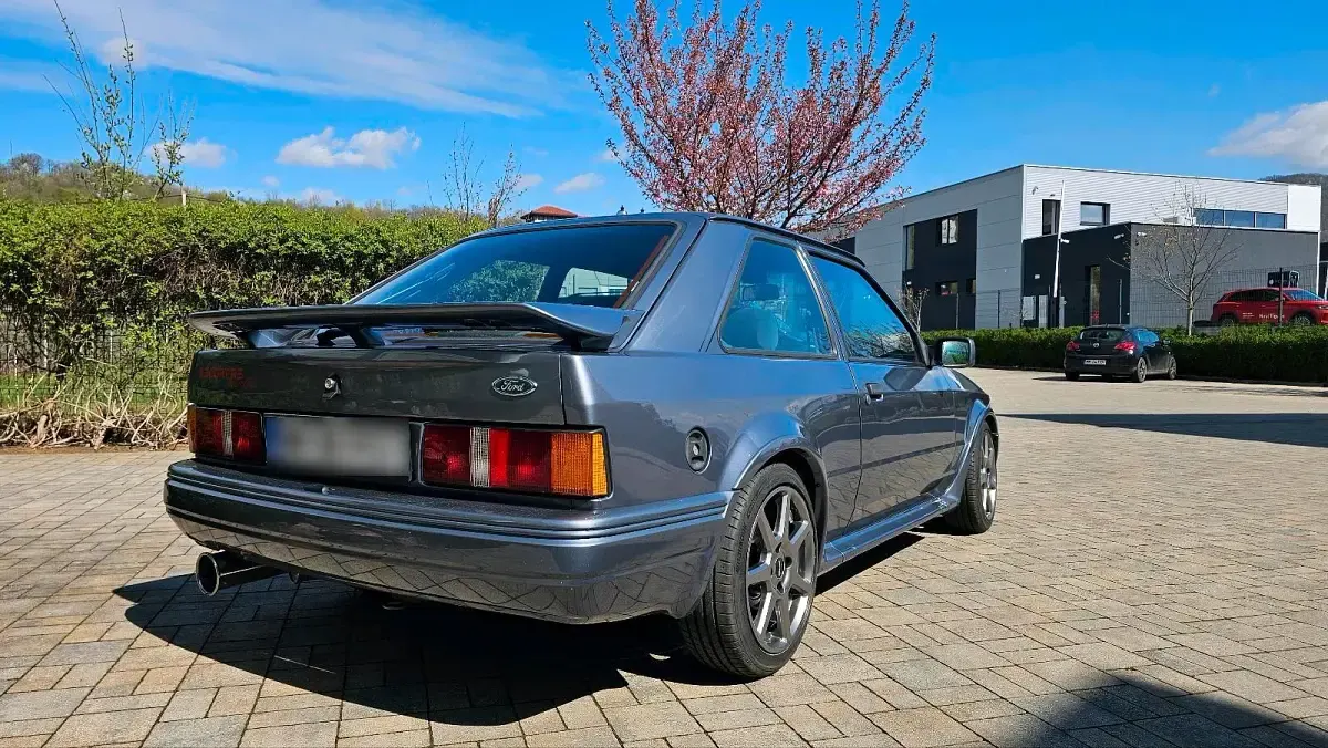 Gebraucht Ford Escort RS 131 PS (96 kW) 2026 Grau Coupé