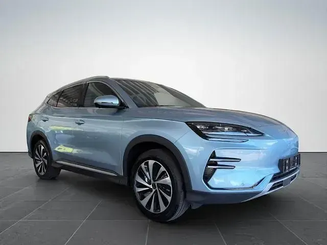 Neu BYD Seal U Design 160 kW (218 PS) 2025 Boundless cloud SUV