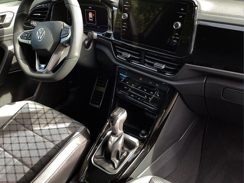 Gebraucht VW T-Roc 150 PS (110 kW) 2025 Grau SUV