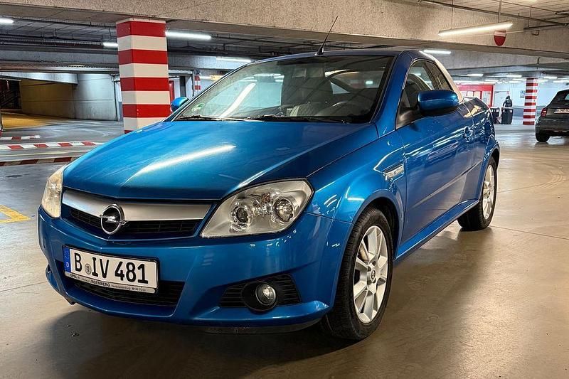 Blau Gebraucht 2007 Opel Tigra Cabrio | 1.400 € (Guter Preis) - Bild 1/4
