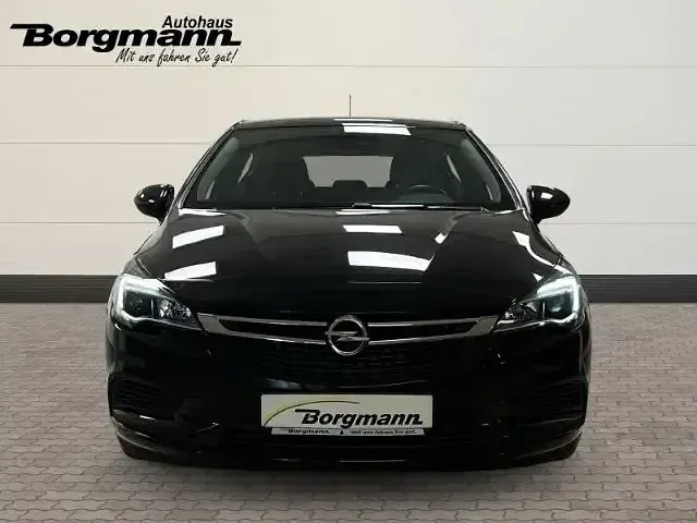 Gebraucht Opel Astra Edition 105 PS (77 kW) 2016 Schwarz Limousine