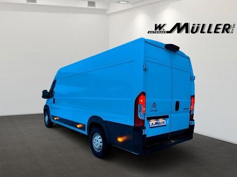 Second-hand Citroën Jumper 165 CP (121 kW) 2024 Alb Monovolum