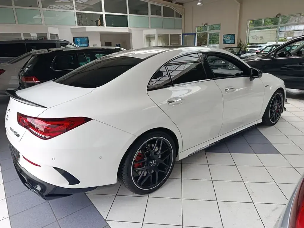Gebraucht Mercedes CLA45 AMG AMG 421 PS (309 kW) 2024 Weiß Coupé