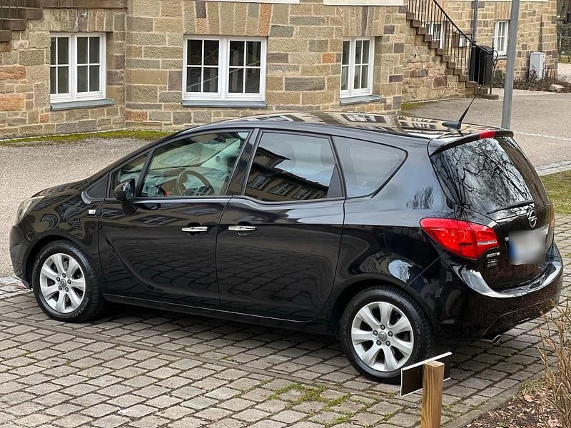 Gebraucht Opel Meriva 140 PS (102 kW) 2010 Schwarz Van / Kleinbus