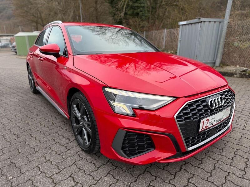 Gebraucht Audi A3 S-Line 116 PS (85 kW) 2020 Rot Limousine