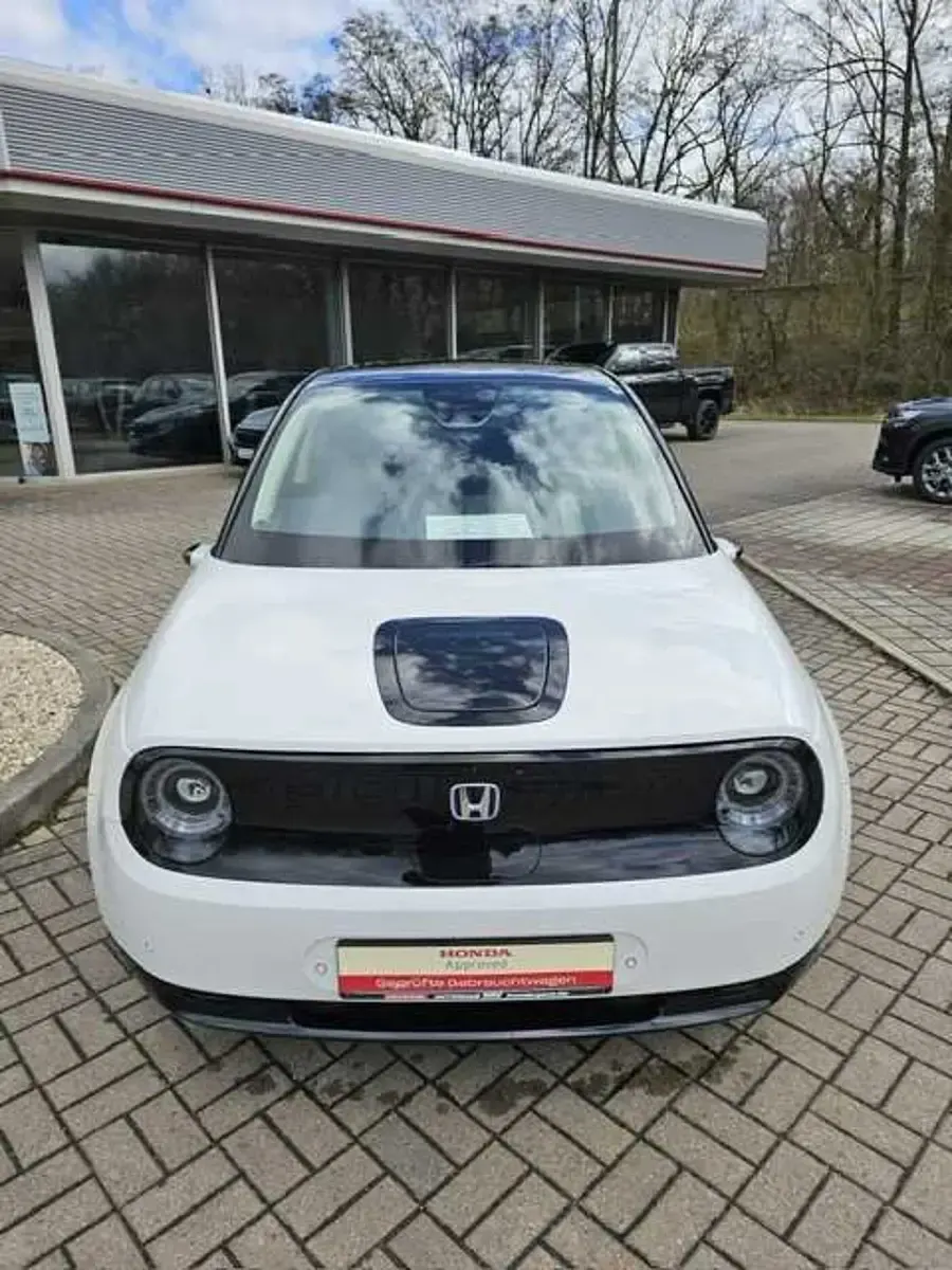 Gebraucht Honda e Advance 113 kW (154 PS) 2022 Platinum white pearl Kleinwagen