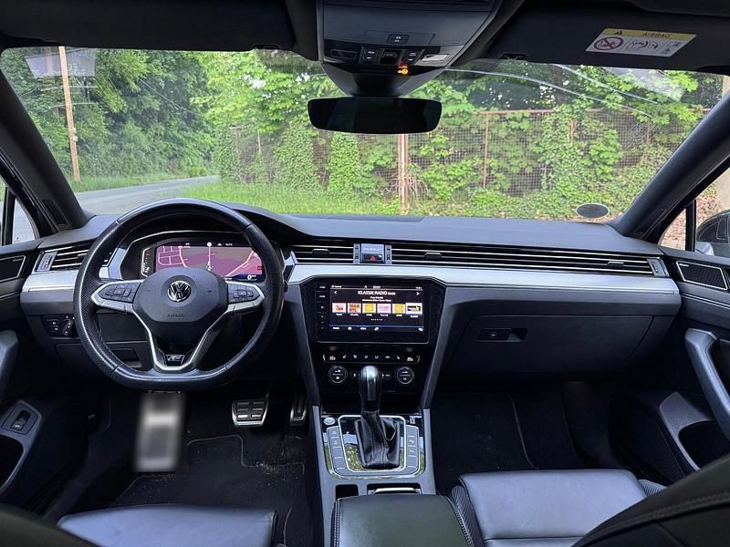 Schwarz Gebraucht 2019 VW Passat Kombi | 29.000 € - Bild 1/4