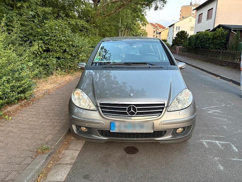 Silber Gebraucht 2008 Mercedes A200 Limousine | 1.750 € (Guter Preis) - Bild 1/4