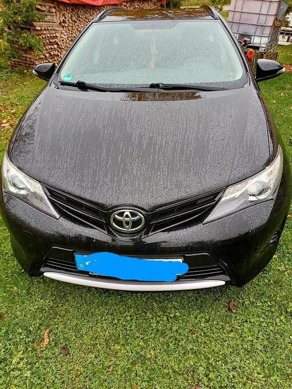 Gebraucht Toyota Auris 132 PS (97 kW) 2015 Schwarz Kombi