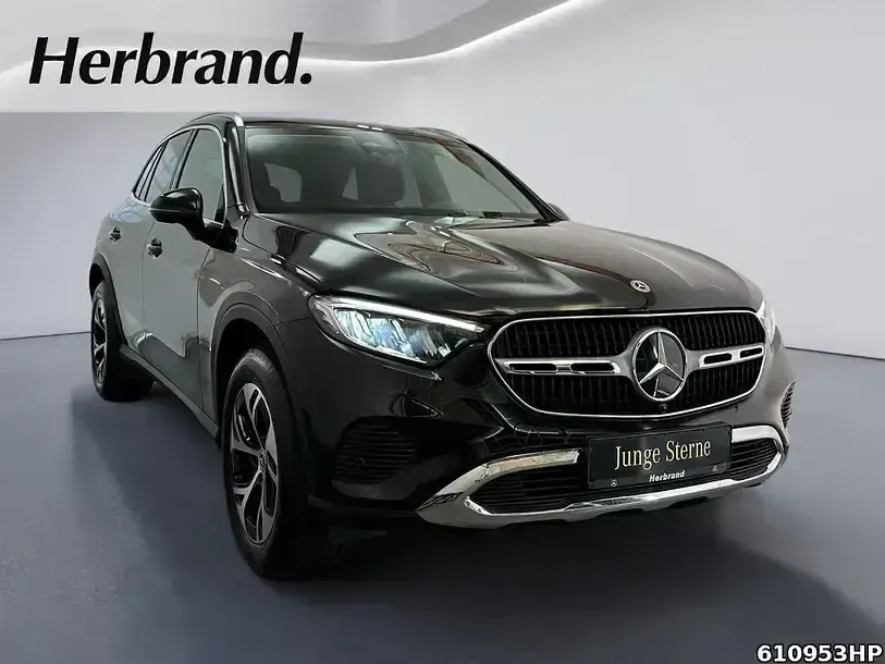 Gebraucht Mercedes GLC300e Avantgarde 313 PS (230 kW) 2025 Schwarz SUV