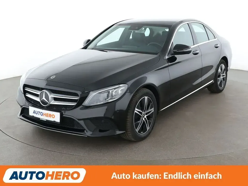 Gebraucht Mercedes C220 Avantgarde 194 PS (142 kW) 2020 Limousine
