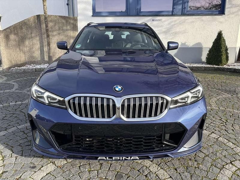 Gebraucht Alpina B3 495 PS (364 kW) 2023 Sonderlackierung alpina blau Kombi
