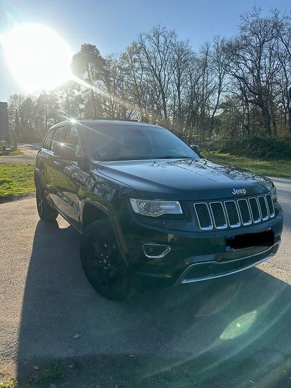 Schwarz Gebraucht 2015 Jeep Grand Cherokee Overland SUV | 11.500 € (Superpreis) - Bild 1/4
