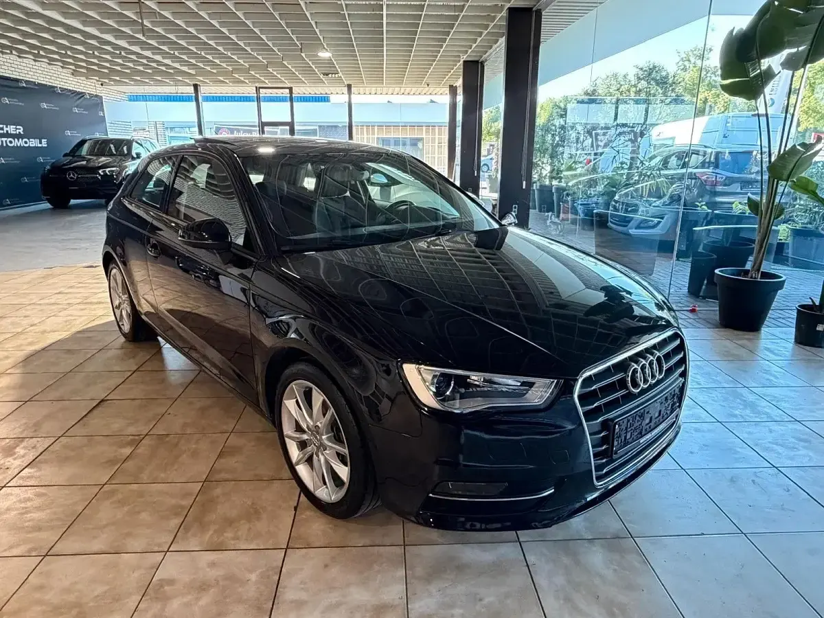 Gebraucht Audi A3 Ambition 150 PS (110 kW) 2014 Schwarz Coupé