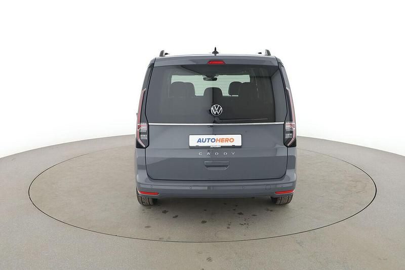 Gebraucht VW Caddy Style 114 PS (83 kW) 2023 Grau Van / Kleinbus