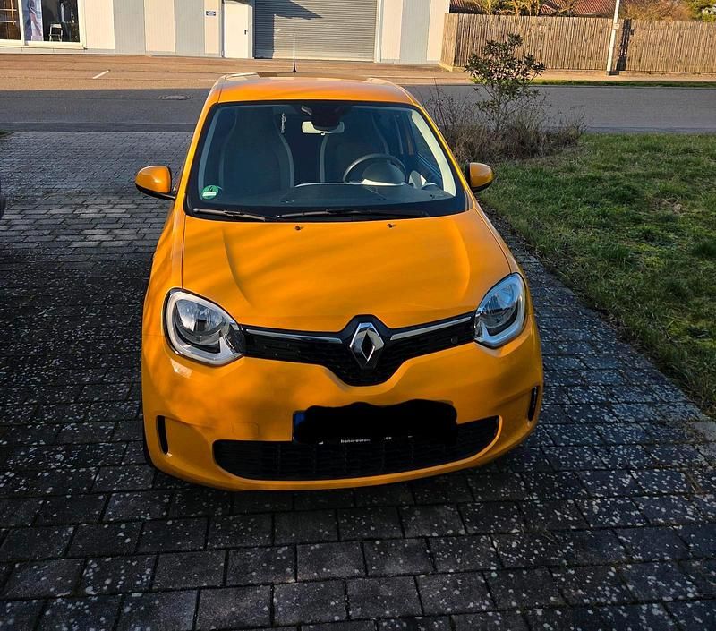 Gebraucht Renault Twingo LIMITED 73 PS (53 kW) 2019 Gelb Kleinwagen