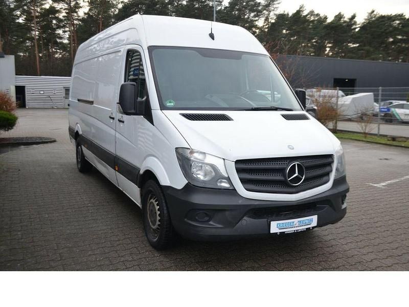 Weiss Gebraucht 2013 Mercedes 316 Van | 10.709 € (Guter Preis) - Bild 1/4