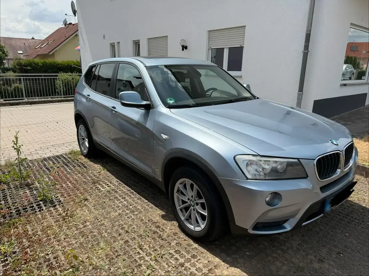Gebraucht BMW X3 184 PS (135 kW) 2011 Blau SUV