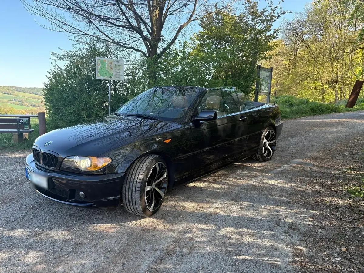 Gebraucht BMW 320 Cabriolet 170 PS (125 kW) 2004 Schwarz Cabrio