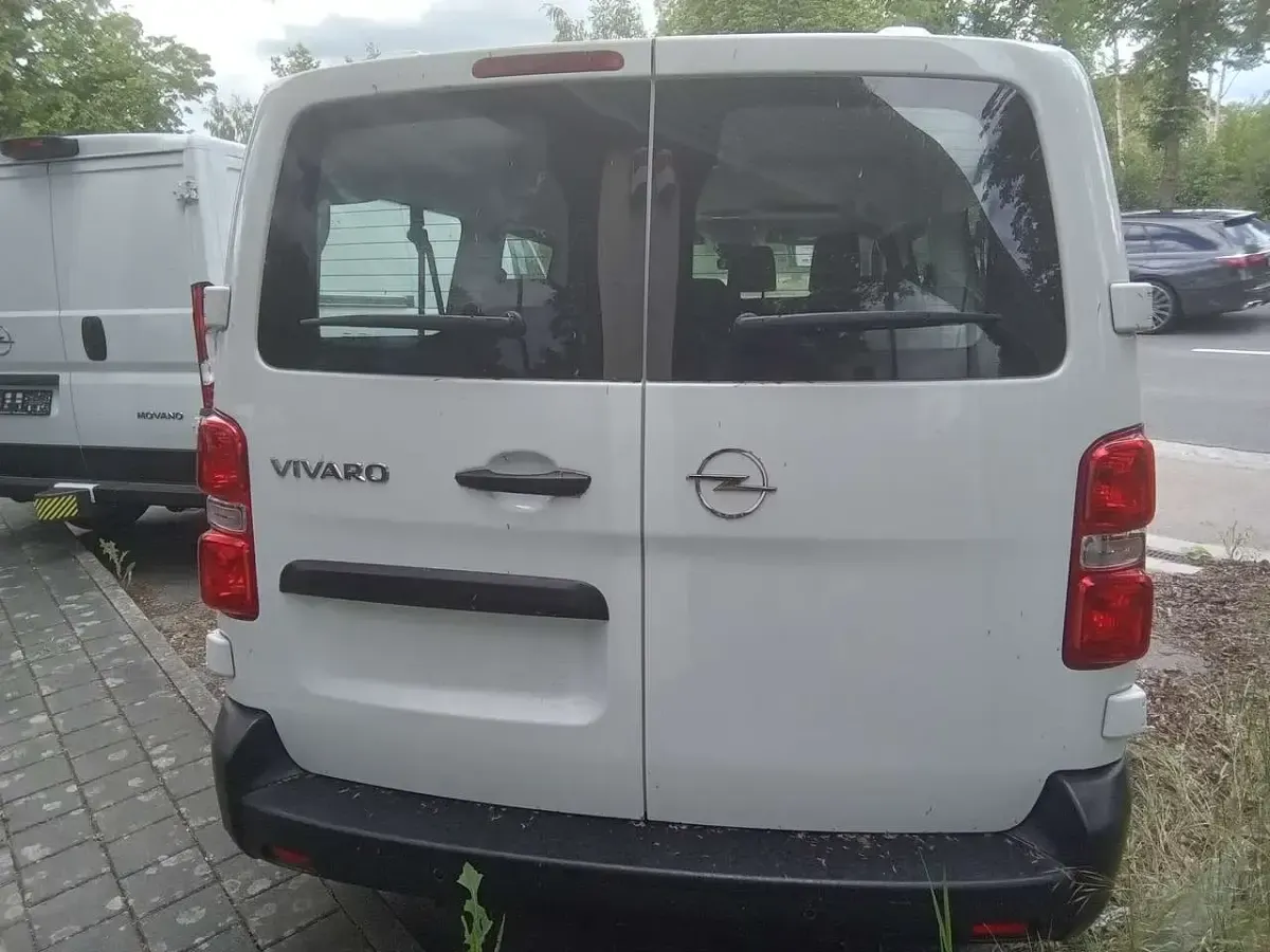 Neu Opel Vivaro 179 PS (131 kW) 2026 Kaolin weiss Van / Kleinbus