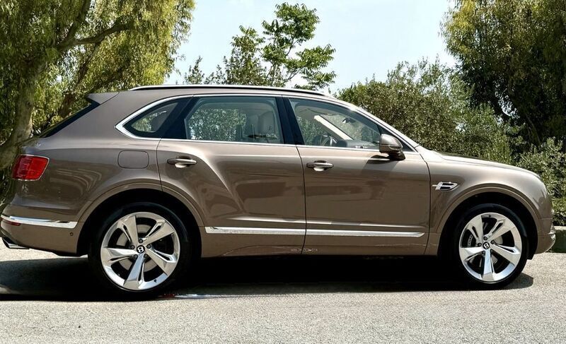 Braun Gebraucht 2016 Bentley Bentayga SUV | 100.000 € (Fairer Preis) - Bild 1/4