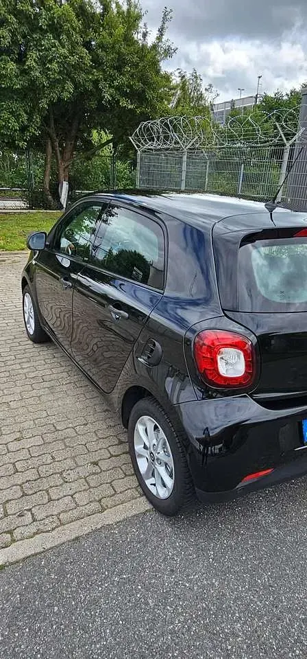 Gebraucht Smart ForFour Passion 71 PS (52 kW) 2018 Schwarz Kleinwagen