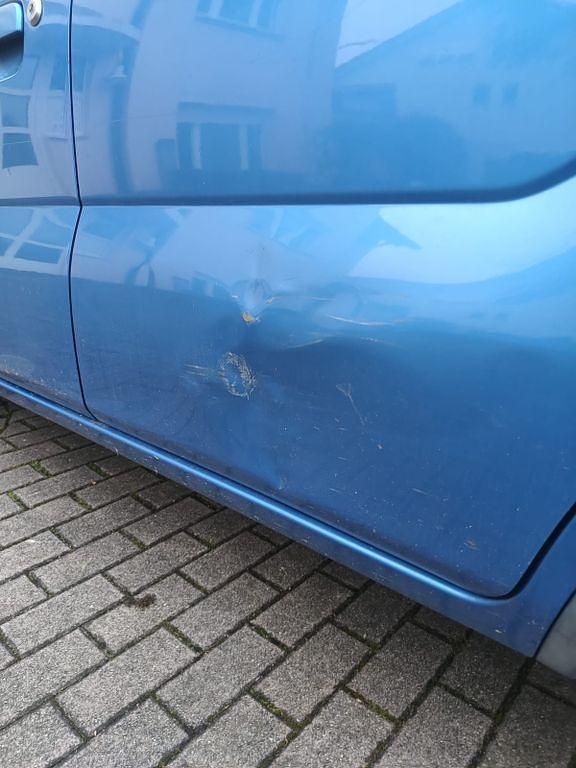 Second-hand Suzuki Ignis Club 83 CP (61 kW) 2004 Albastru Berlinǎ