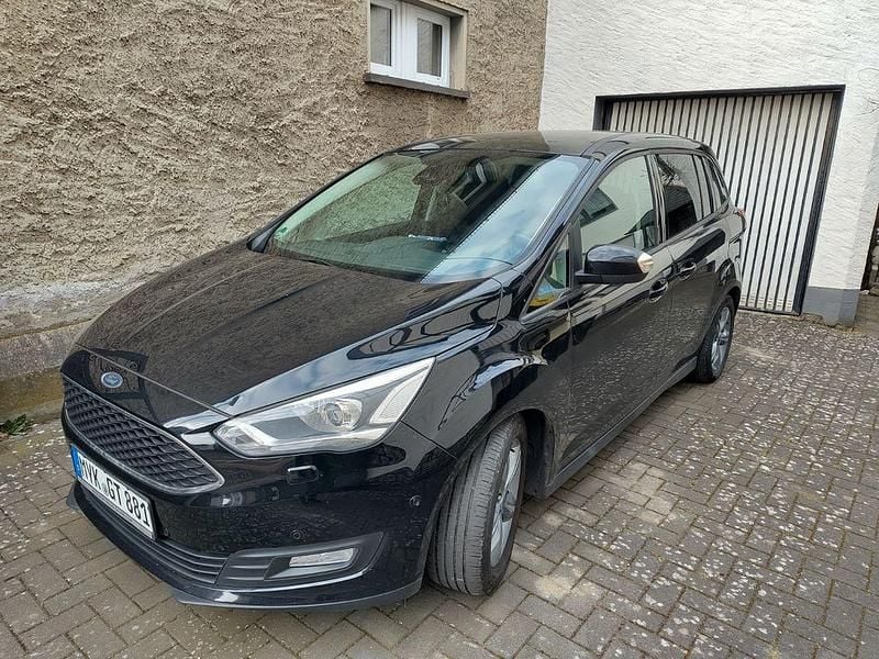 Gebraucht Ford Grand C-Max Titanium 150 PS (110 kW) 2017 Schwarz Van / Kleinbus