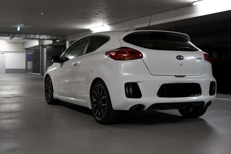 Gebraucht Kia ProCeed GT-Track 204 PS (150 kW) 2013 Limousine