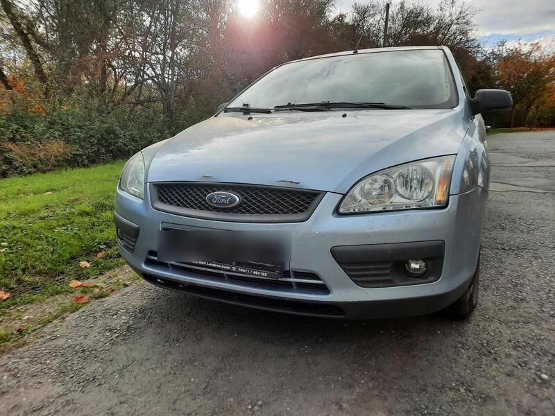 Gebraucht 2006 Ford Focus Limousine | 800 € (Superpreis) - Bild 1/4