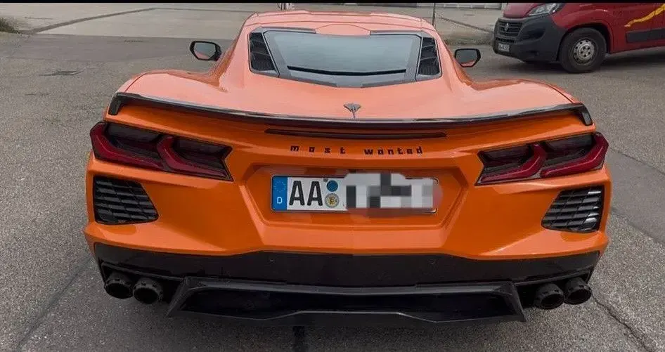 Używany Corvette C8 502 KM (369 kW) 2023 Pomarańczowy