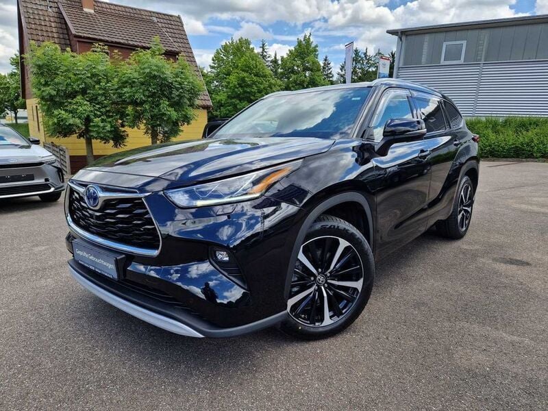 Tiefschwarz Gebraucht 2020 Toyota Highlander Luxury SUV | 50.990 € (Teuer) - Bild 1/4