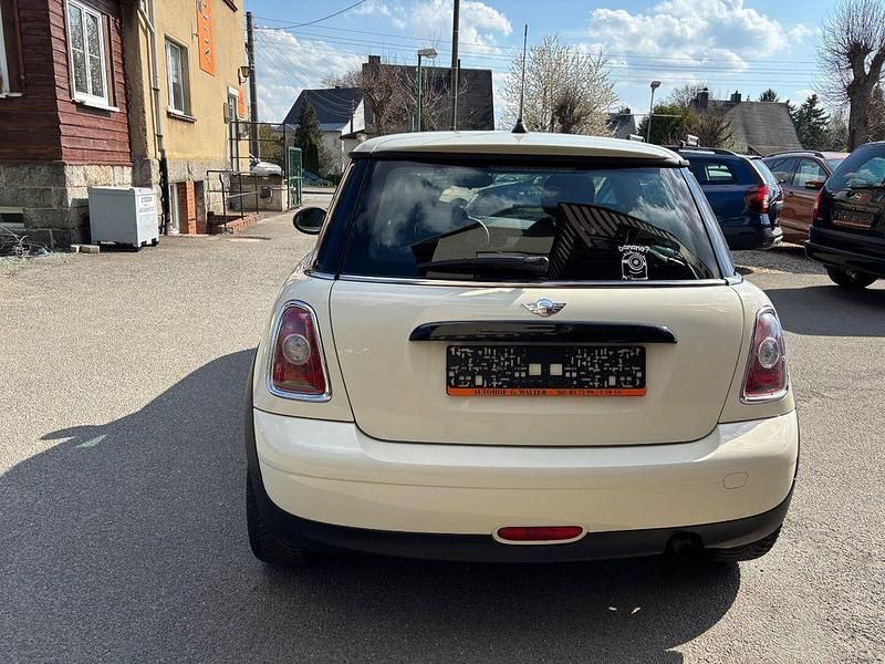 Second-hand Mini ONE 75 CP (55 kW) 2009 Bej Hatchback