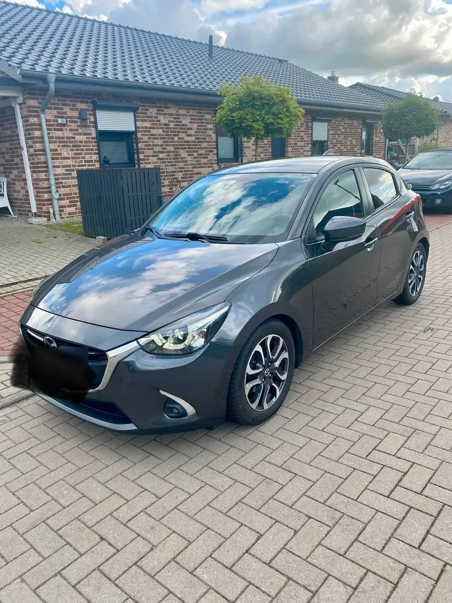 Gebraucht Mazda 2 115 PS (84 kW) 2017 Grau Limousine