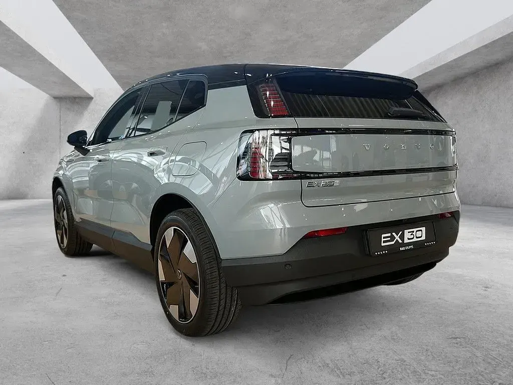 Neu Volvo EX30 Plus 200 kW (272 PS) 2026 Grau SUV
