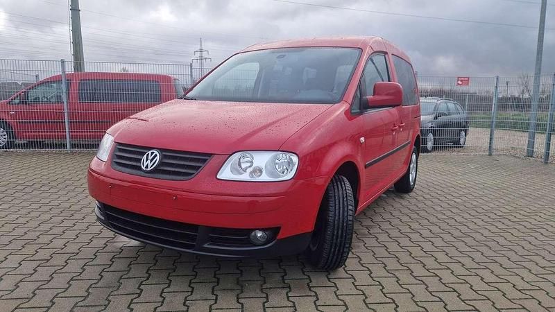 Second-hand VW Caddy Life 80 CP (58 kW) 2009 Roșu Monovolum